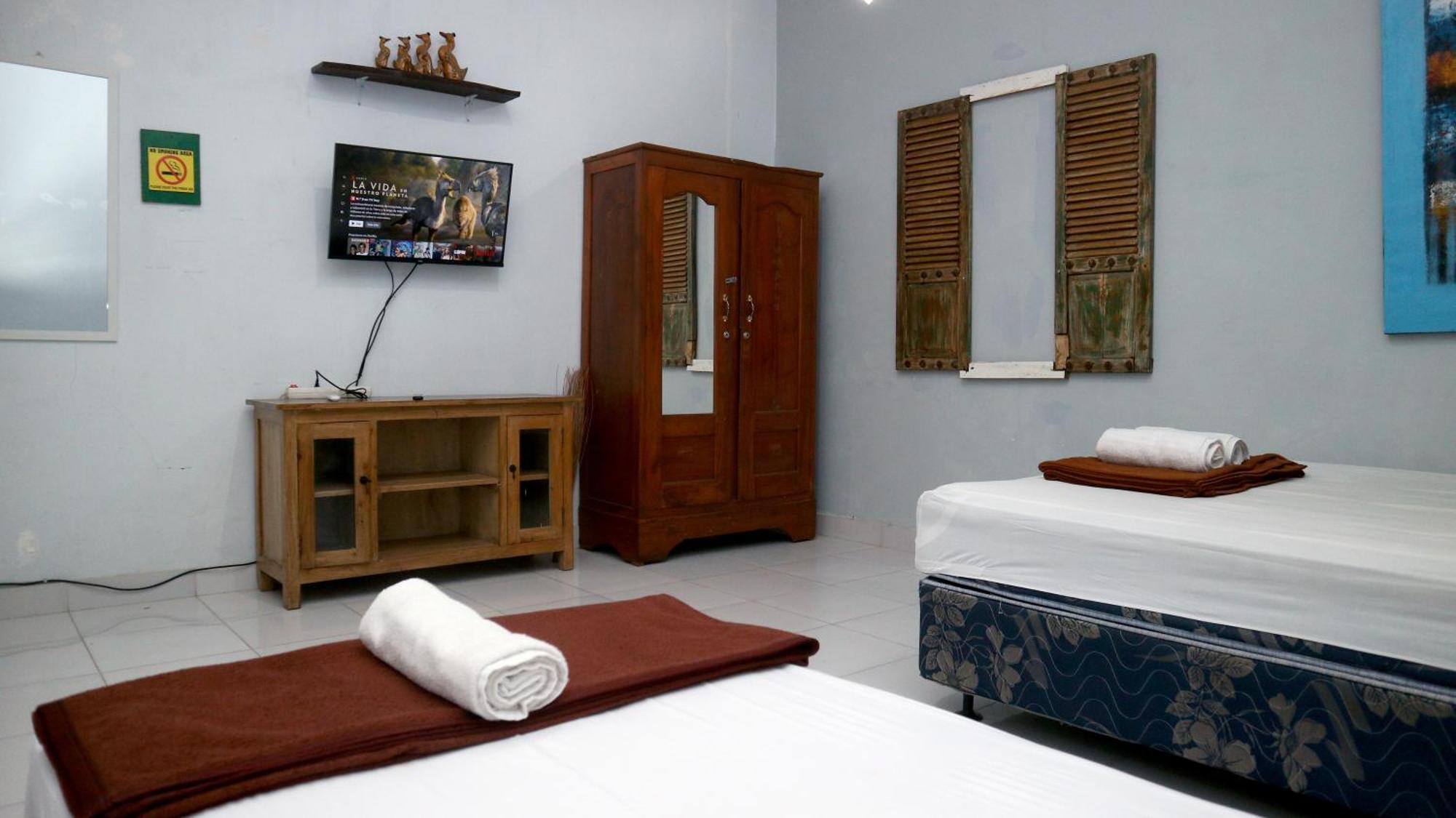 Budarno Homestay Kejayan Bagian luar foto